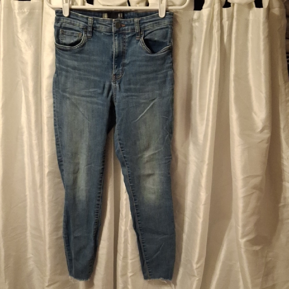 Kut from the Kloth Classic Blue Jeans 4